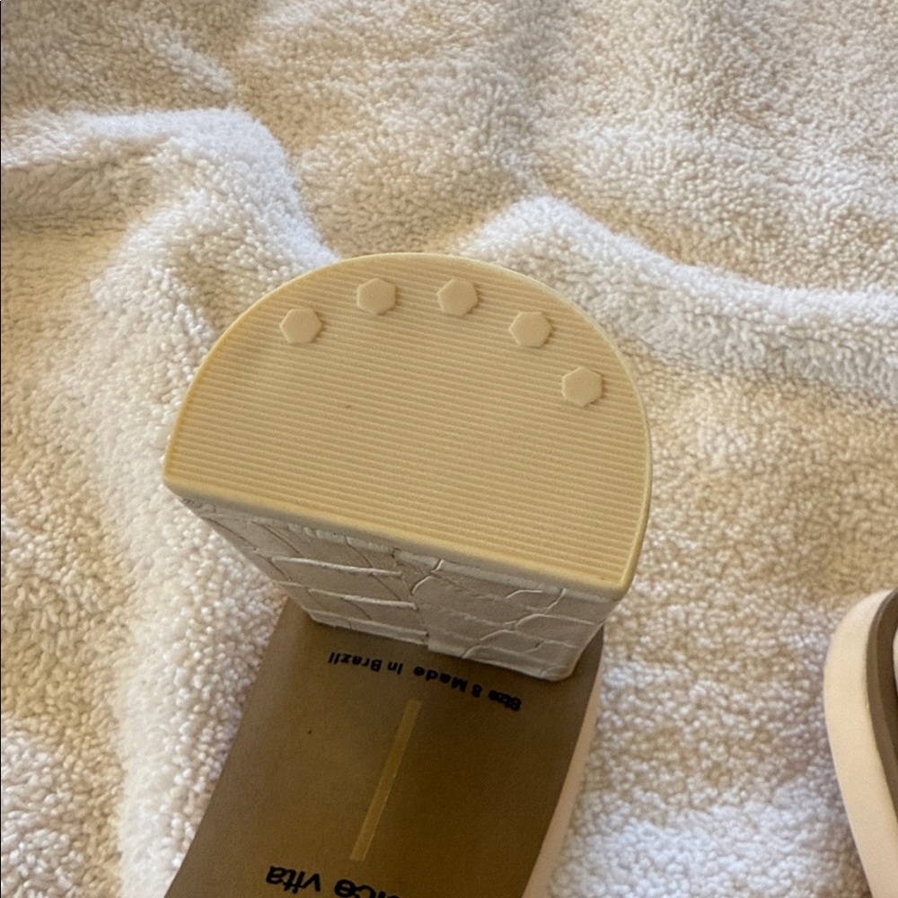 Dolce Vita Tan Mules - Picture 3 of 7